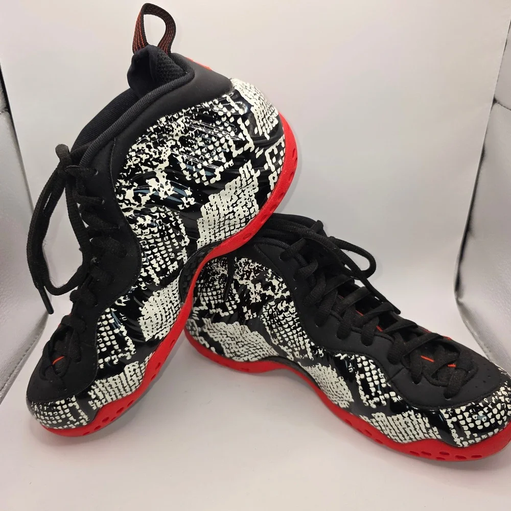 Mens Nike size 7.5 Air Foamposite One Albino Snakeskin (314996-101) No Box